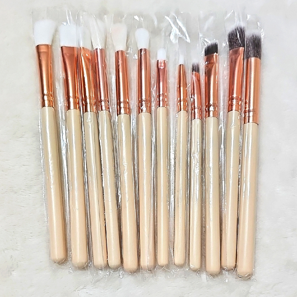12-Piece Makeup Brush Set with Rose Gold Accents